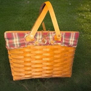 Longaberger Large Magazine Basket with liner, protector and tray, lid attached